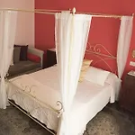 Bed and Breakfast Domus Garibaldi