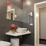 Domus Garibaldi 4* Σαλέρνο