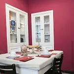 Bed and Breakfast Domus Garibaldi Σαλέρνο