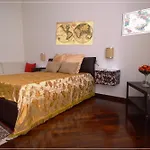 Domus Garibaldi Bed and Breakfast