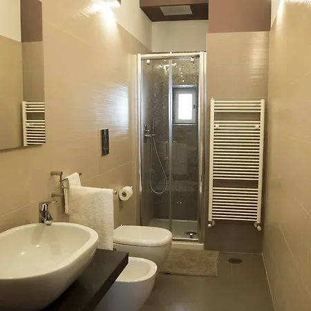 فندق مبيت وإفطار Domus Garibaldi