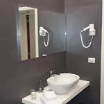 Domus Garibaldi Bed & Breakfast