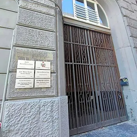 多莫斯加里波第住宿加早餐旅馆