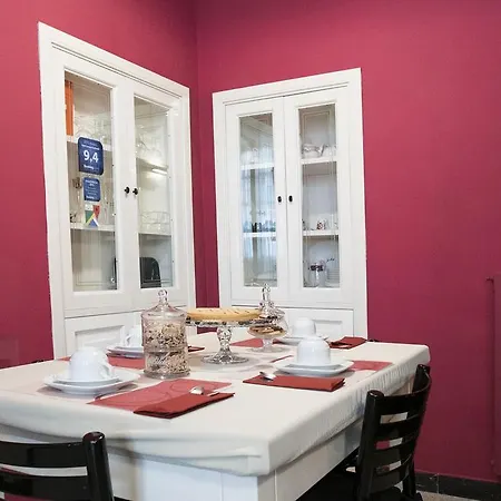 Bed & Breakfast Domus Garibaldi Salerno