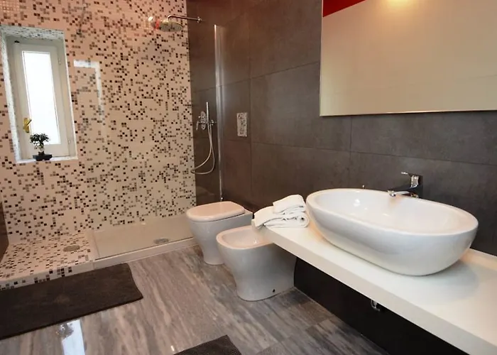 Domus Garibaldi 4* Salerno
